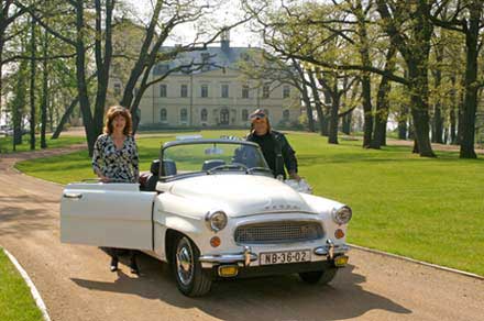 Bel with vintage skoda